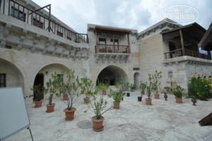 New photos from tourists Holiday Cave (Flintstones Cave) 2*