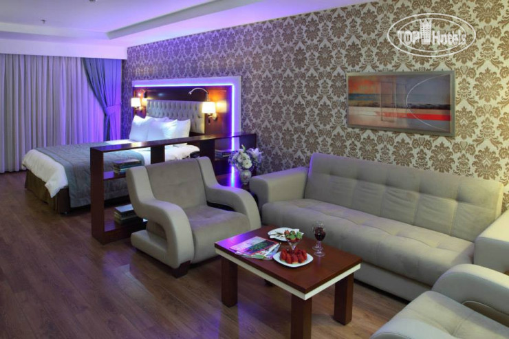 New photos from tourists Senbayrak City 4*