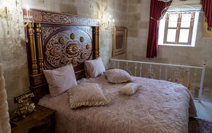 Фото Elika Cave Suites