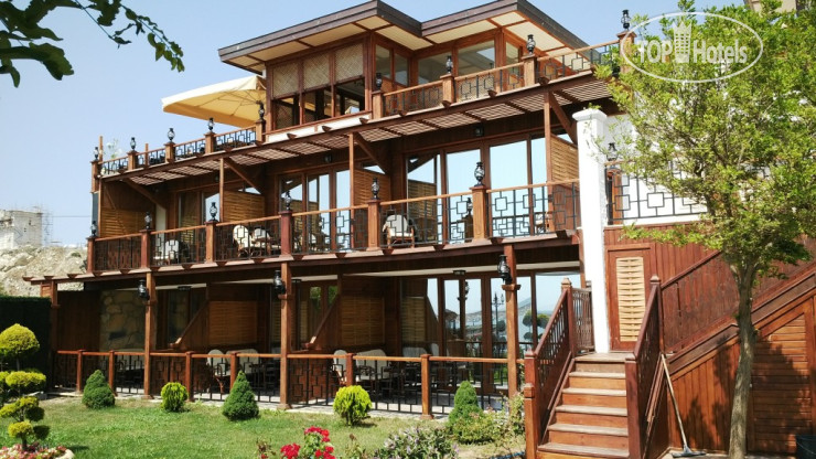 Hotelier's photos Phellos Suites