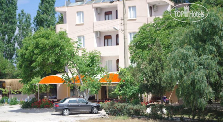 Hotelier's photos Bebek Hotel