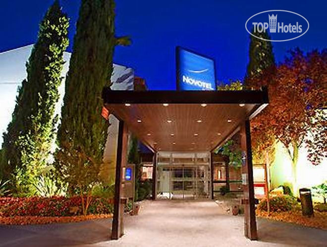 Фото Novotel Aix-en-Provence Beaumanoir Les 3 Sautets