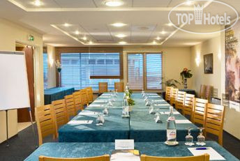 New photos from tourists Escale Oceania 2*