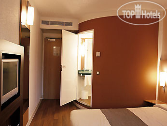 New photos from tourists Ibis Vitre Centre 2*