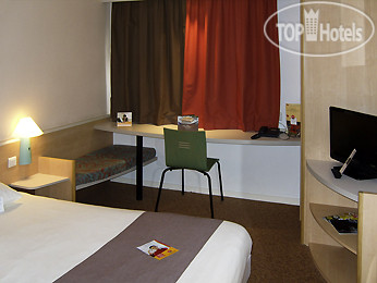 New photos from tourists Ibis Auray 2*