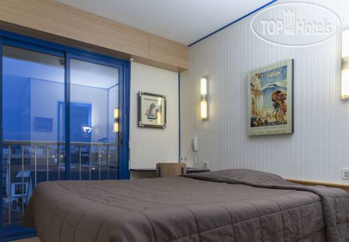 Hotelier's photos Voltaire 2*