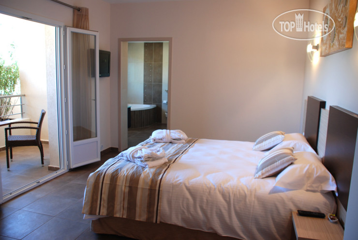 New photos from tourists A Madonetta 3*
