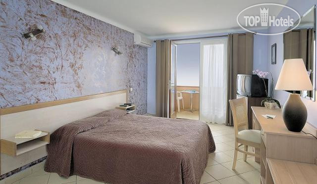 Hotel photo Capo Rosso 4*