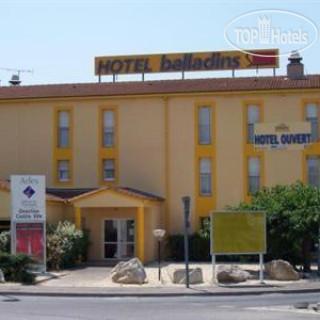 Фото Balladins Arles