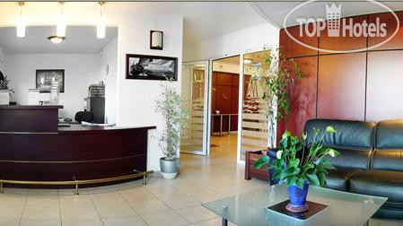 Фото Appart'City Louveciennes