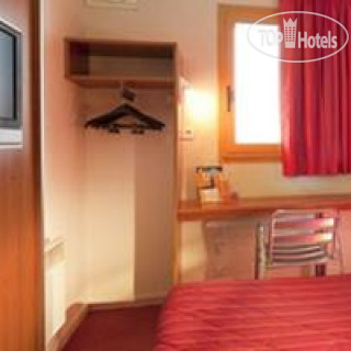 Фото Premiere Classe Villejust - ZA Courtaboeuf