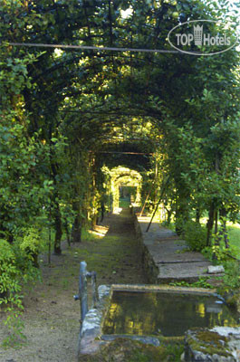 New photos from tourists Abbaye de la Bussiere 4*