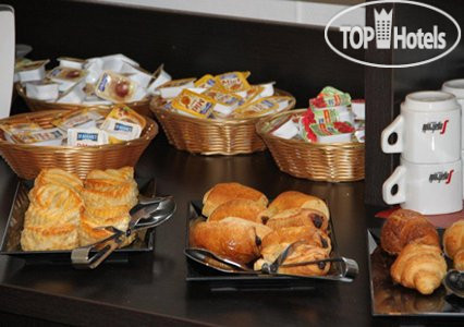 New photos from tourists Comfort Hotel Rouen Alba 2*