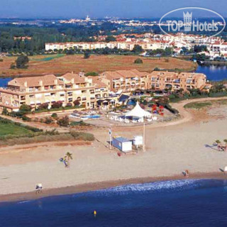 Фото La Lagune Beach Resort and Spa