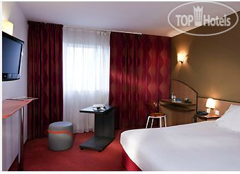 New photos from tourists All Seasons Peronne Assevillers 3*