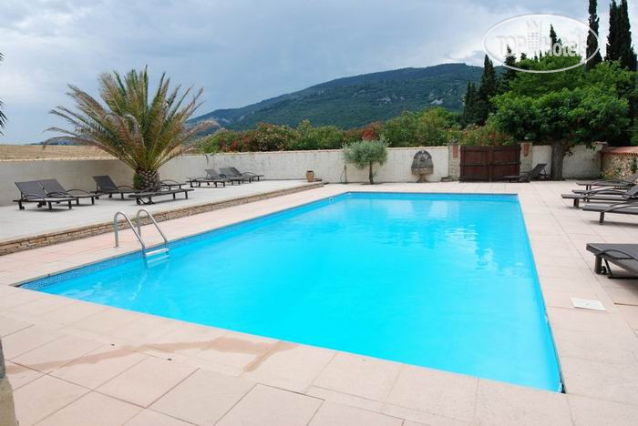 New photos from tourists Chateau De Floure 4*