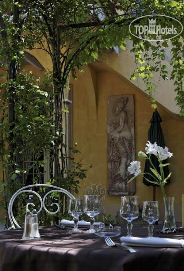 New photos from tourists La Maison Blanche 3*