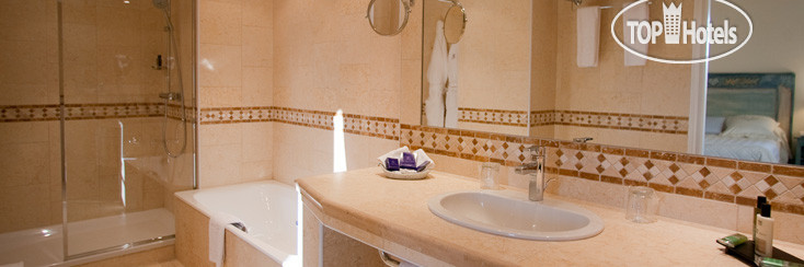 New photos from tourists La Bastide de Gordes & Spa 5*