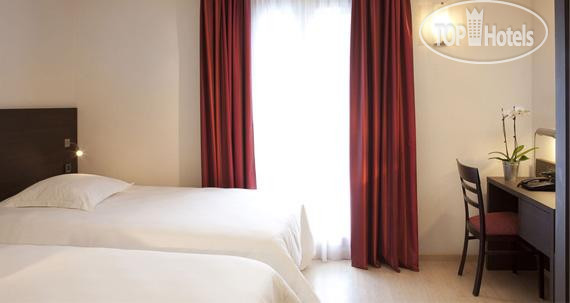 New photos from tourists Escale Oceania Aix En Provence 3*