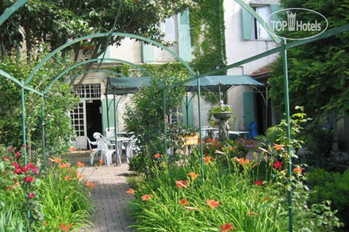 New photos from tourists Au Saint Roch Hotel et Jardin 2*