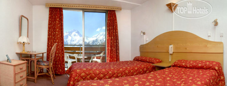 New photos from tourists Adret 3*