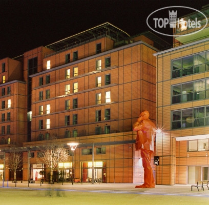 Hotel photo Crowne Plaza Lyon - Cite Internationale 4*