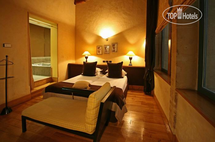 New photos from tourists Cour des Loges 5*
