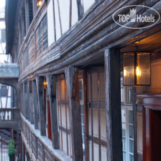 Фото Cour du Corbeau