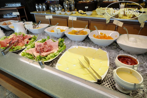 New photos from tourists Holiday Inn Garden Court Clermont-Ferrand 3*