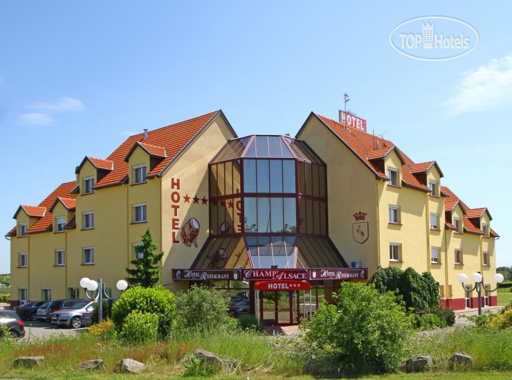 Hotelier's photos Champ Alsace Hotel Aerodrome 3*