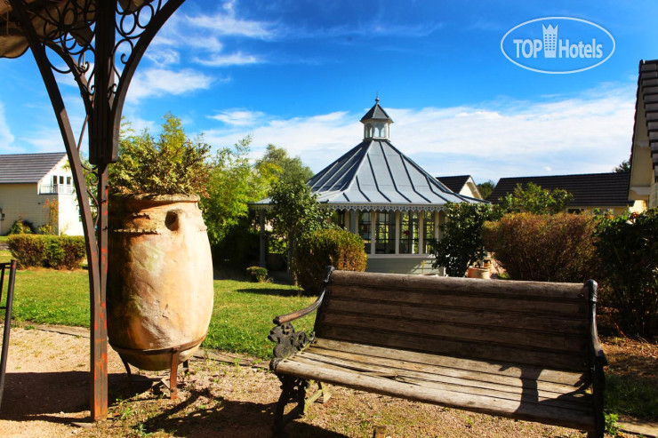 New photos from tourists Etiolles Country Club 3*