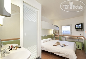 New photos from tourists Ibis budget Viry Chatillon A6