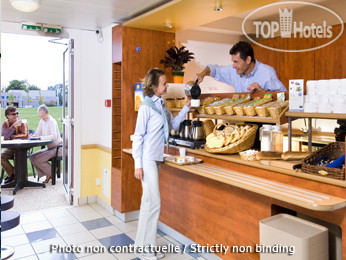 New photos from tourists Etap Hotel Versailles Coignieres