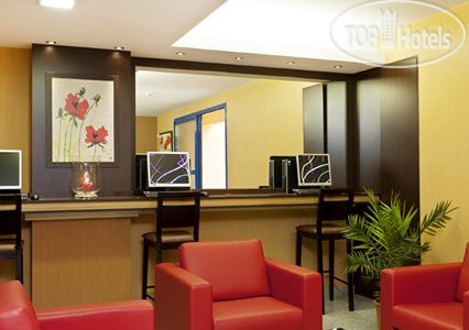 Hotelier's photos Comfort Hotel Bobigny Paris Est 3*