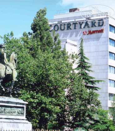 Hotelier's photos Movenpick Hotel Paris Neuilly 4*