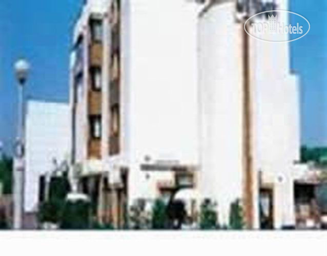 Hotelier's photos Hipotel Marne la Vallee 2*
