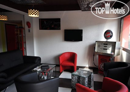 Hotelier's photos Comfort Hotel Enzo Pont A Mousson 2*