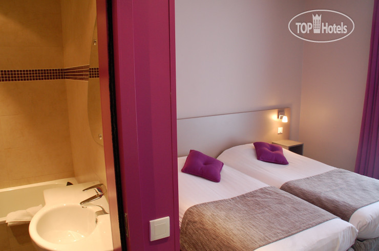 New photos from tourists De La Fontaine 3*