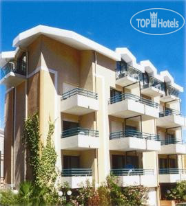 Hotel photo Les Coralynes 3*