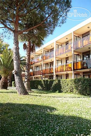 Hotelier's photos Res.Les Jardins Ombrages APT