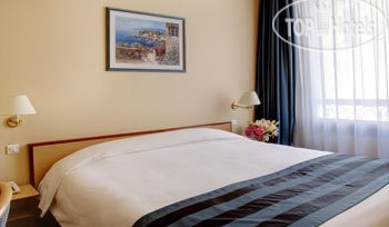 New photos from tourists Cannes Centre Univers 4*