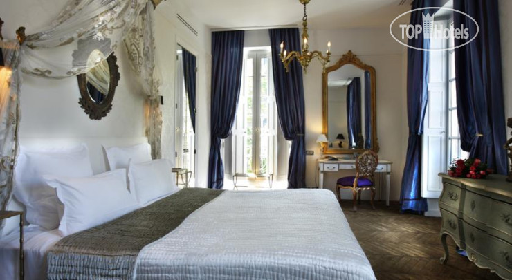 New photos from tourists Saint James Paris 4*