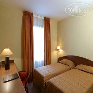 New photos from tourists La Villa Des Ternes 3*