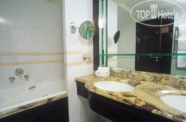 New photos from tourists La Demeure Montaigne 4*
