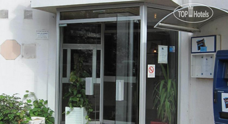 Hotel photo Central Hotel 2*