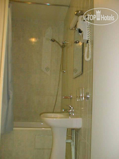New photos from tourists Voltaire Republique Hotel