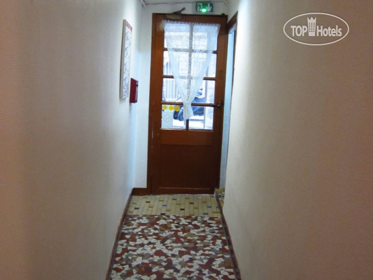 New photos from tourists Hotel d Orleans Paris Gare de l Est