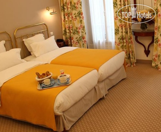 New photos from tourists Azur Hotel 3*