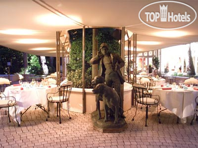 New photos from tourists Renaissance Le Parc Trocadero 5*