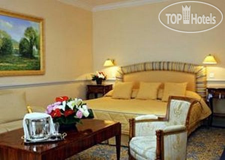 New photos from tourists Claridge Champs-Elysees 4*